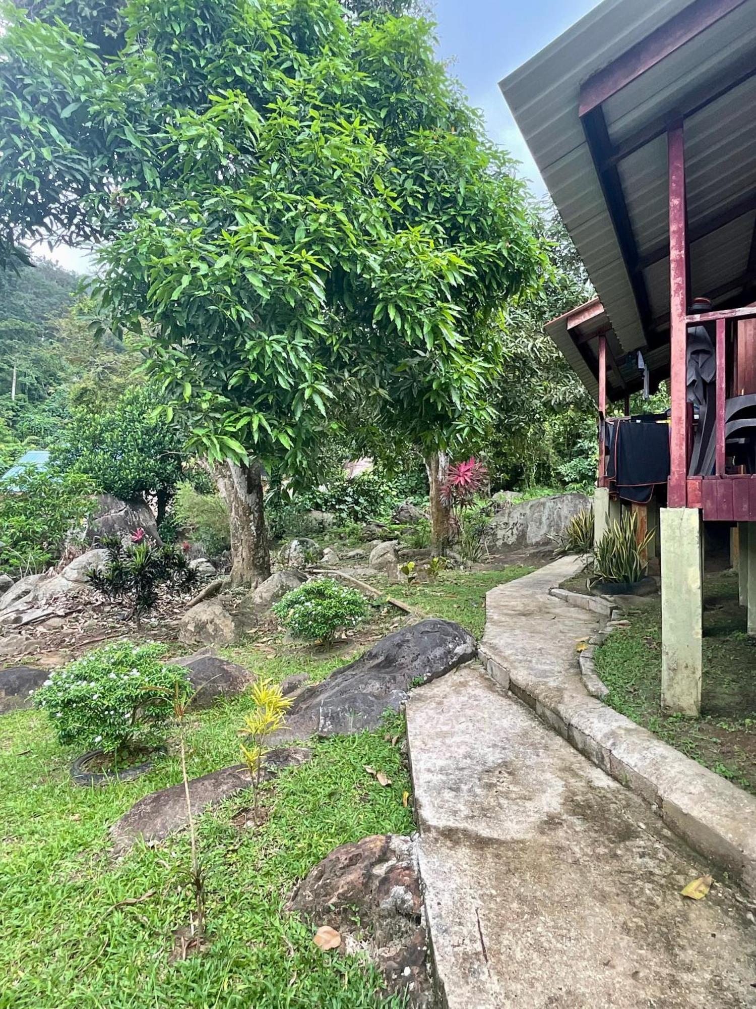 Abc Chalet Tioman Kampong Ayer Batang Exterior foto